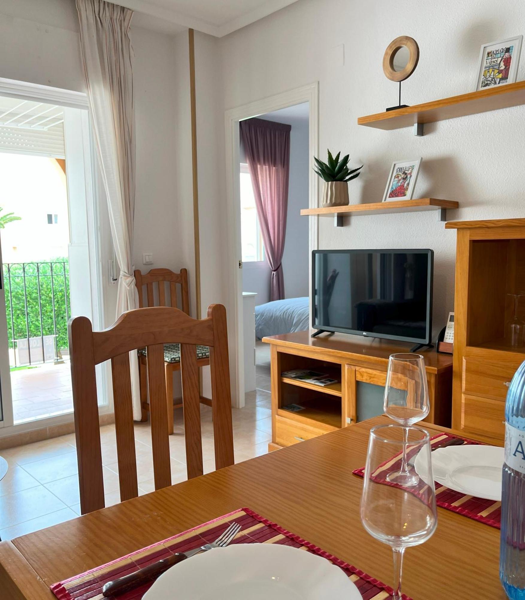 Torrevieja 2 Bedrooms Appartment Exteriör bild